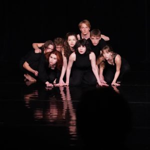 SPADANIE | op. pedag. Jacek Romanowski | NOC POEZJI